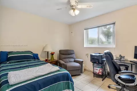 14181 Leaning Pine Dr, Miami Lakes, FL 33014 photo 15