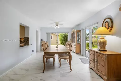 14181 Leaning Pine Dr, Miami Lakes, FL 33014 photo 8
