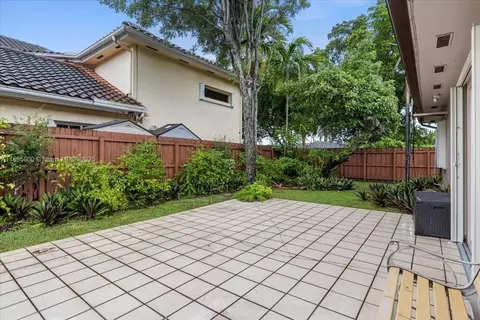 14181 Leaning Pine Dr, Miami Lakes, FL 33014 photo 21
