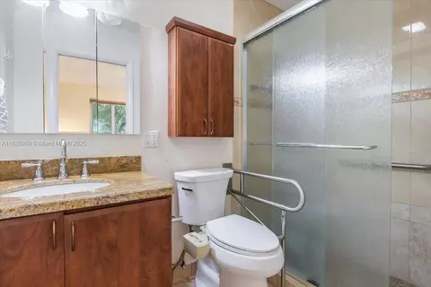 14181 Leaning Pine Dr, Miami Lakes, FL 33014 photo 13