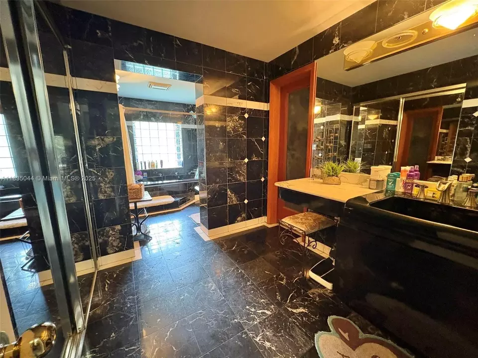 Bath - 11920 SW 132nd Ave, Miami, FL 33186 photo 6 of 6