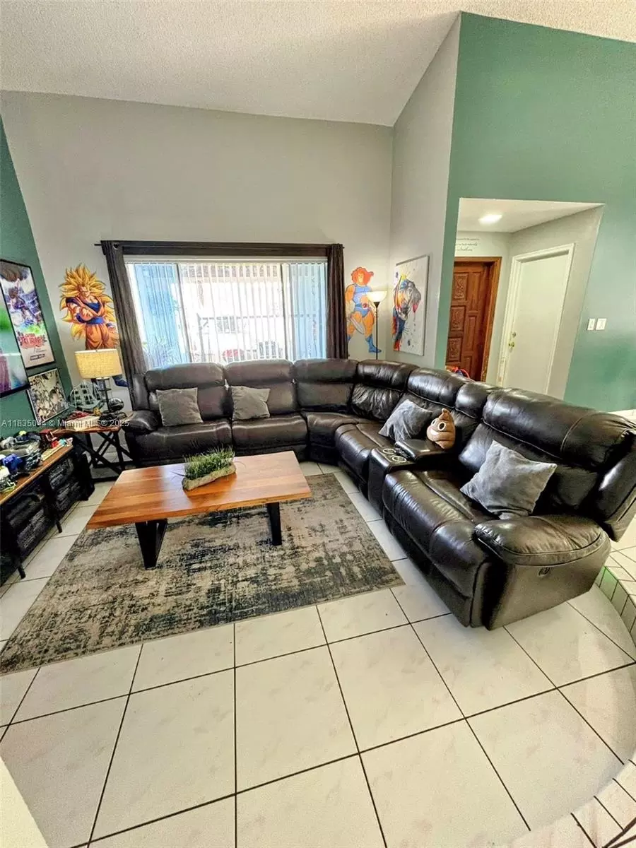 Living - 11920 SW 132nd Ave, Miami, FL 33186 photo 3 of 4