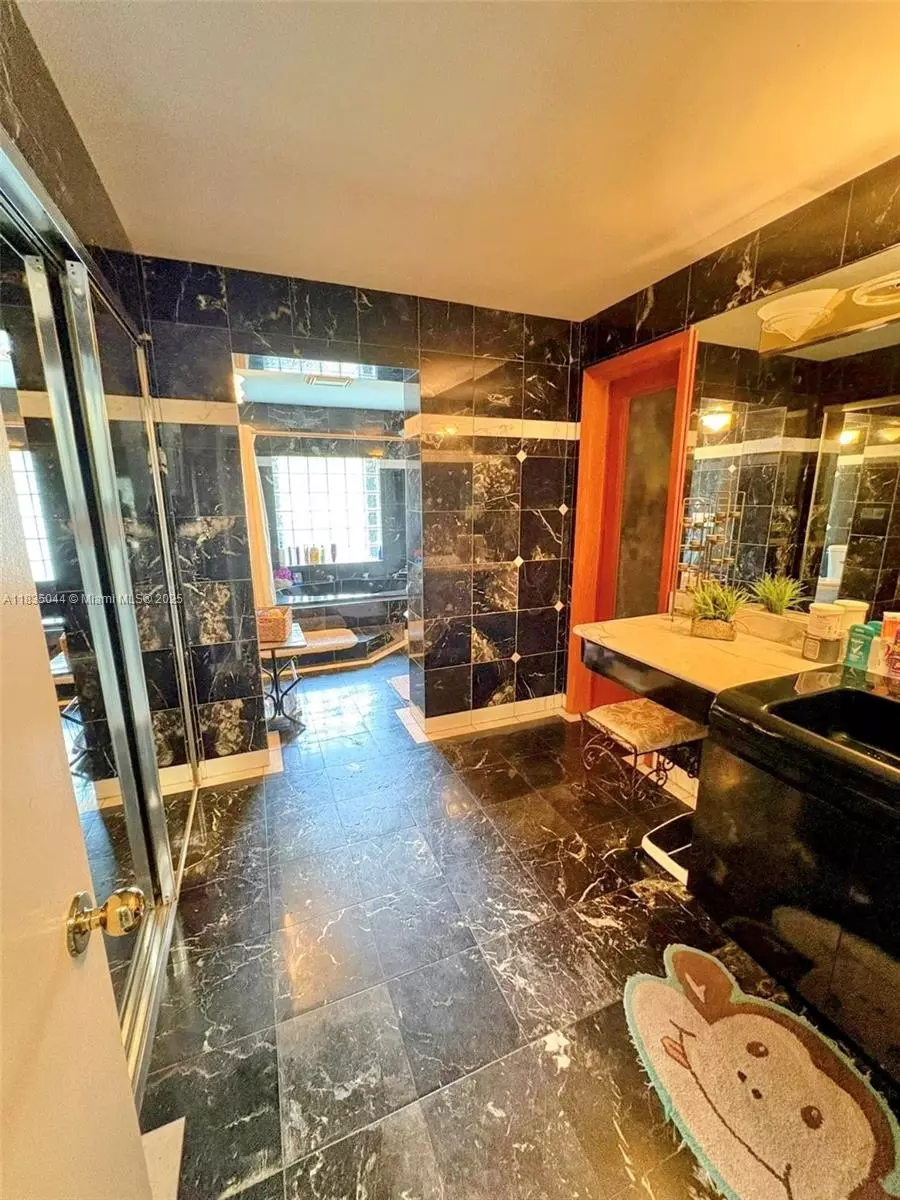 Bath - 11920 SW 132nd Ave, Miami, FL 33186 photo 1 of 6