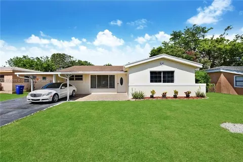 7051 SW 29th St, Miramar, FL 33023