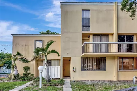 2831 SW 87th Ave #702, Davie, FL 33328