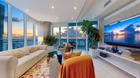 2020 N Bayshore Dr #2801, Miami, FL 33137