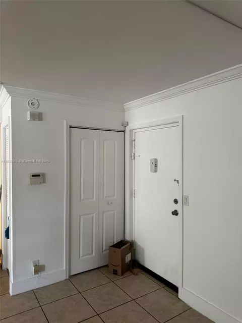 2201 NW 41st Ave #108, Lauderhill, FL 33313