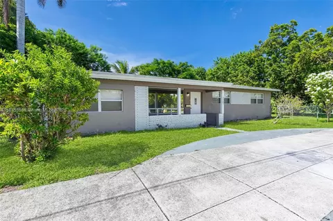 2307 Rodman St, Hollywood, FL 33020