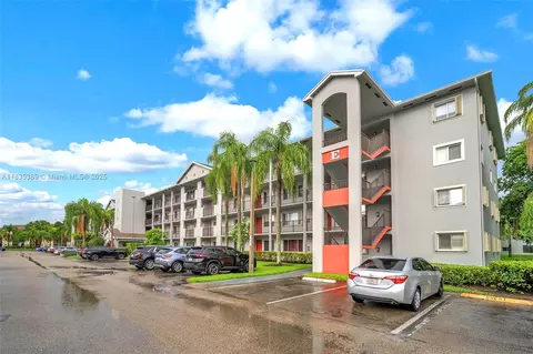801 SW 138th Ave #103E, Pembroke Pines, FL 33027