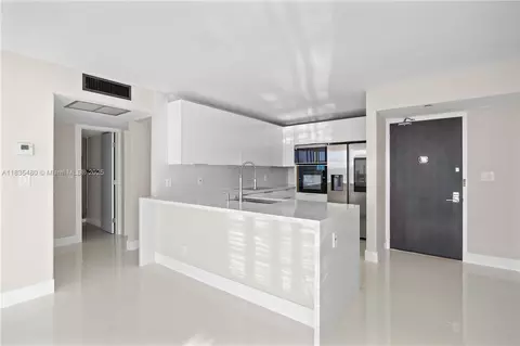 20335 W Country Club Dr #1509, Aventura, FL 33180