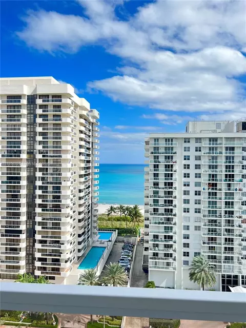 5700 Collins Ave #16B, Miami Beach, FL 33140