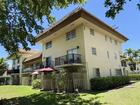 8650 SW 109th Ave #3-112, Miami, FL 33173