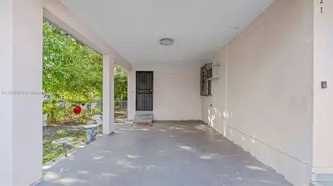 521 SE 5th St, Hialeah, FL 33010 photo 29