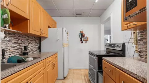 521 SE 5th St, Hialeah, FL 33010 photo 13