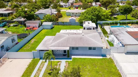 9915 Nicaragua Dr, Cutler Bay, FL 33189