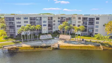 1001 Colony Point Cir #419, Pembroke Pines, FL 33026