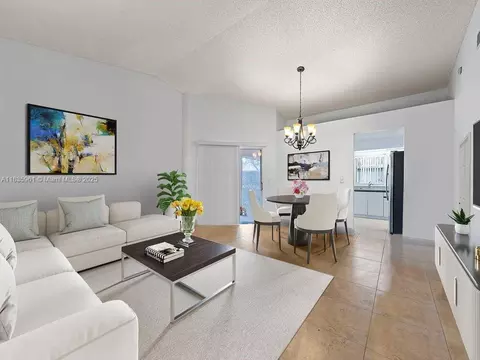 437 SE 22nd Dr, Homestead, FL 33033