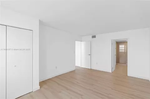 2333 Brickell Ave #1908, Miami, FL 33129 photo 19