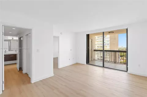 2333 Brickell Ave #1908, Miami, FL 33129 photo 11