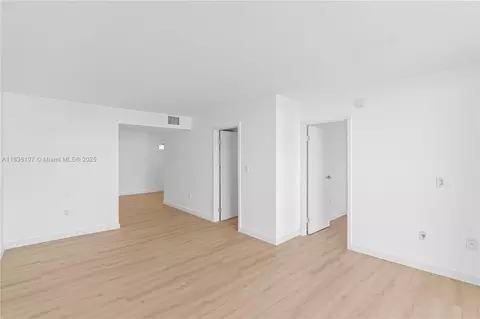 2333 Brickell Ave #1908, Miami, FL 33129 photo 16
