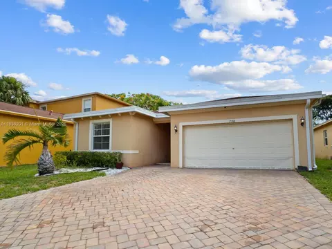 798 Quartz Ter, West Palm Beach, FL 33413