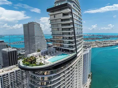 300 Biscayne Blvd Way #4707, Miami, FL 33131