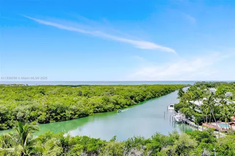 1121 Crandon Blvd #E708, Key Biscayne, FL 33149 photo 2