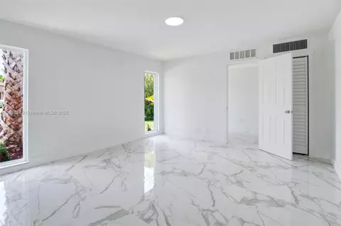 Bedroom - 4808 Mango Dr, Tamarac, FL 33319 photo 7 of 7