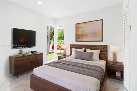 Bedroom - 4808 Mango Dr, Tamarac, FL 33319 photo 1 of 7