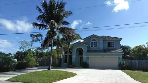 170 NE Dominican Ter, Port Saint Lucie, FL 34983