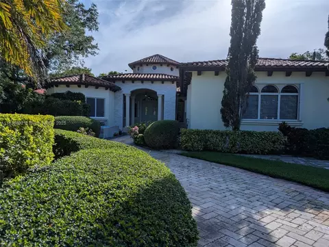 Exterior - 13400 SW 83rd Ave, Pinecrest, FL 33156 photo 15 of 18
