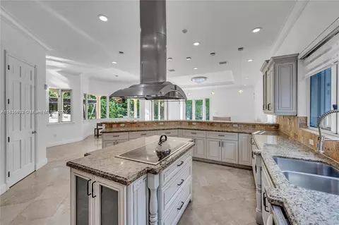 Kitchen - 13400 SW 83rd Ave, Pinecrest, FL 33156 photo 4 of 4