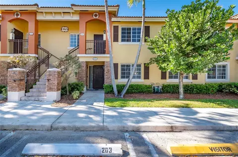 980 NE 33rd Ter #101, Homestead, FL 33033