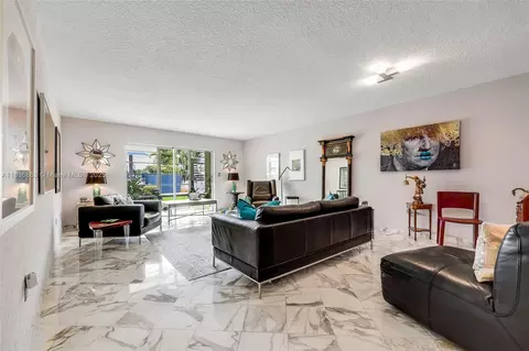877 NE 195th St #119, Miami, FL 33179