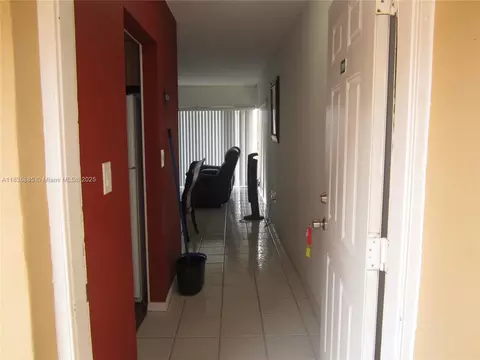 6780 W 2nd Ct #304, Hialeah, FL 33012