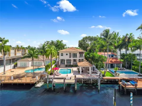 66 S Hibiscus Dr, Miami Beach, FL 33139