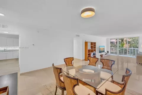 Dining - 8855 E Collins Ave #2F, Surfside, FL 33154 photo 4 of 8