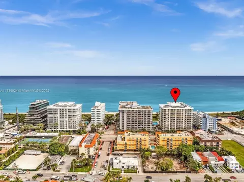 View/Area - 8855 E Collins Ave #2F, Surfside, FL 33154 photo 5 of 8