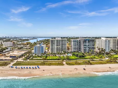 View/Area - 8855 E Collins Ave #2F, Surfside, FL 33154 photo 6 of 8
