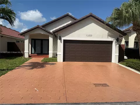 15320 SW 53rd St, Miami, FL 33185