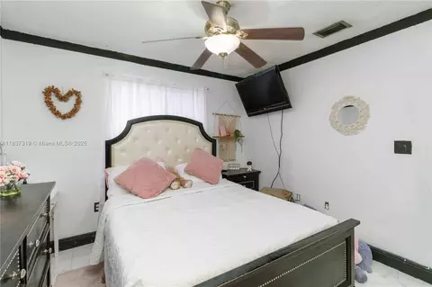 Bedroom - 231 E 41st St, Hialeah, FL 33013 photo 7 of 7