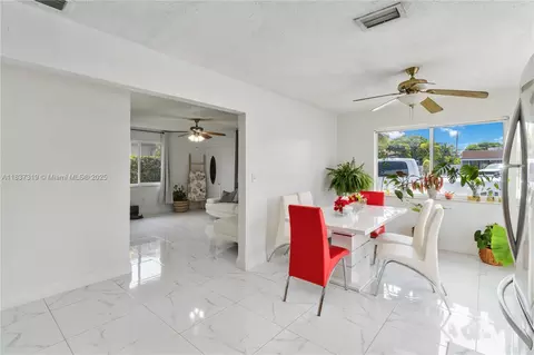 Dining - 231 E 41st St, Hialeah, FL 33013 photo 1 of 4
