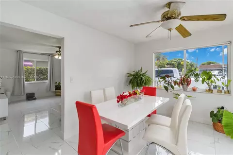 Dining - 231 E 41st St, Hialeah, FL 33013 photo 2 of 4