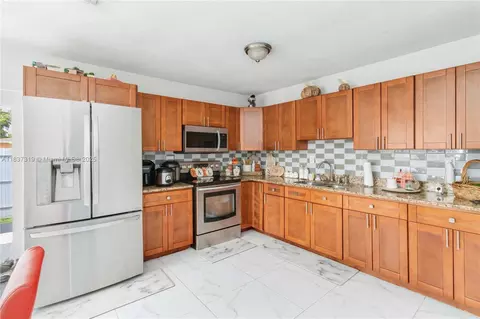Other - 231 E 41st St, Hialeah, FL 33013 photo 4 of 7