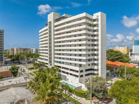 36 NW 6th Ave #701, Miami, FL 33128