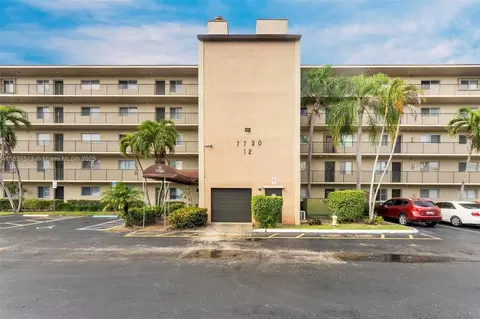 7730 NW 50th St #505, Lauderhill, FL 33351