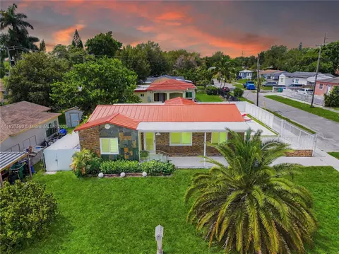 1520 NW 93rd St, Miami, FL 33147
