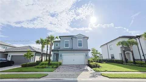 4468 Spruce Ln, Oakland Park, FL 33309