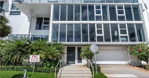 600 NE 27th St #105, Miami, FL 33137