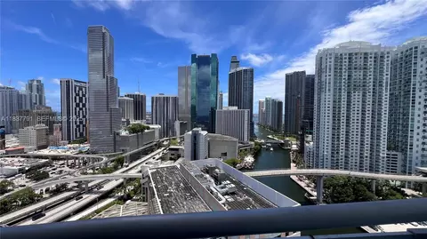 350 S Miami Ave #2401, Miami, FL 33130